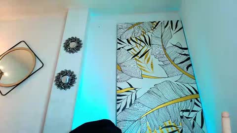 Salomon  Jax and Luca online show from February 2025 06:00:02 PM