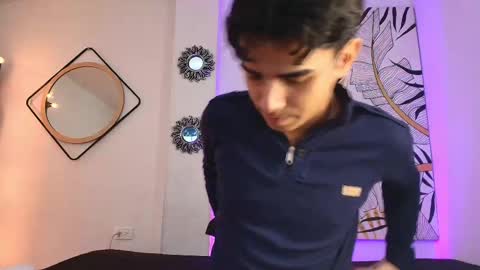 Salomon  Jax and Luca online show from March 2025 02:40:02 PM