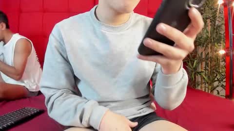 Salomon  Jax and Luca online show from September 2025 12:49:02 PM
