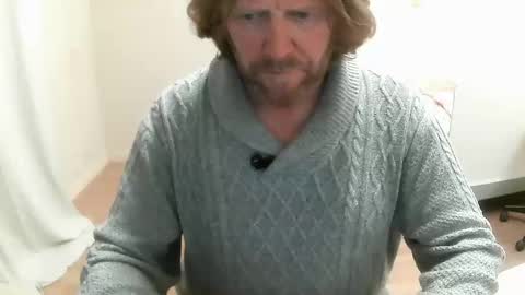 Saltimbanquier  Salt  ou  Banquier  online show from December 2024 12:44:02 PM