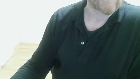 Snapshot of saltimbanquier chatting on November 2025 01:06:02 PM Saltimbanquier Salt ou Banquier online show from November 2025 01:06:02 PM