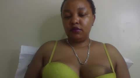 Snapshot of salty_surprise_ chatting on March 2025 01:42:02 AM salty_surprise_ online show from March 2025 01:42:02 AM