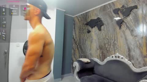 Snapshot of salvatore_damore chatting on December 2024 11:23:02 AM SALVATORE online show from December 2024 11:23:02 AM