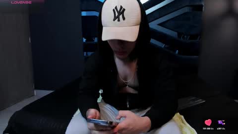 Snapshot of salvatore_damore chatting on September 2025 11:10:02 AM SALVATORE online show from September 2025 11:10:02 AM