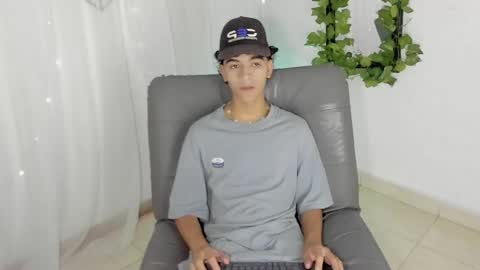 sam__cute online show from January 2025 08:10:02 PM