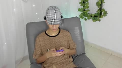 sam__cute online show from January 2025 06:48:01 PM