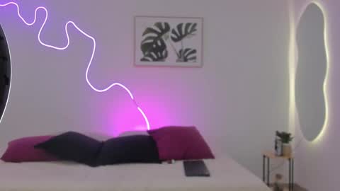 Sam Clark online show from October 2025 02:26:01 AM