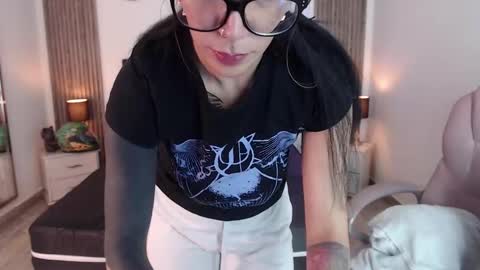 SAM MANSON online show from December 2024 07:11:02 PM