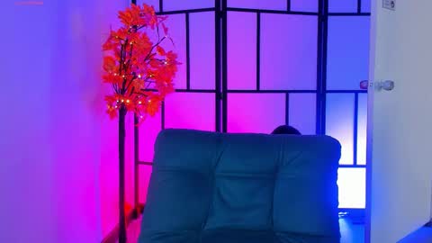 Sam online show from October 2025 12:28:01 PM