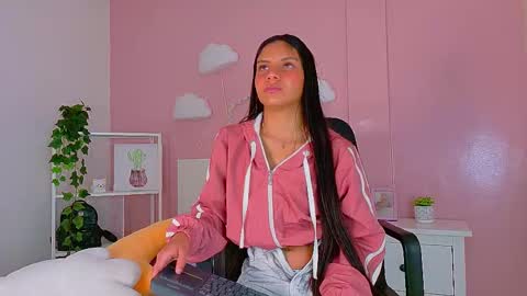 Snapshot of samagrey__ chatting on September 2025 11:33:02 AM online show from September 2025 11:33:02 AM