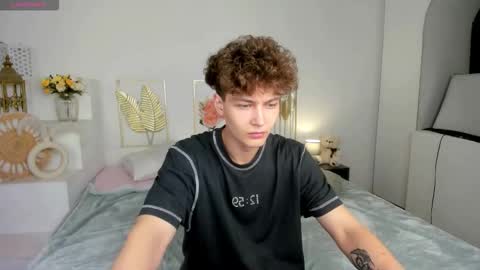 Sam online show from September 2025 03:06:02 PM