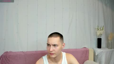 Sam online show from October 2025 03:51:01 PM