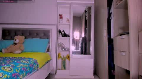 Snapshot of samanta_65 chatting on October 2025 01:50:02 AM carolina online show from October 2025 01:50:02 AM