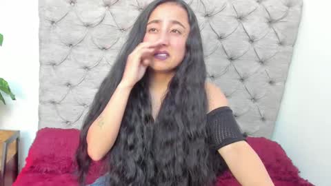 Snapshot of samanta_fischer chatting on November 2025 02:05:02 PM Sammy online show from November 2025 02:05:02 PM