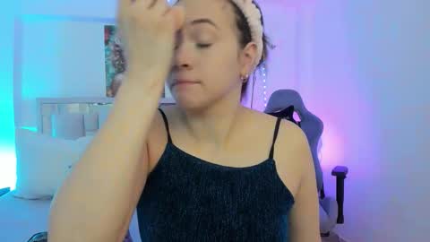 Samanta online show from October 2025 01:22:01 PM