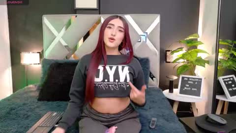 Samantha online show from September 2025 08:53:01 PM