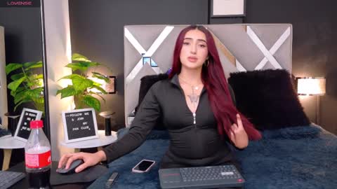 Samantha online show from September 2025 09:49:02 PM