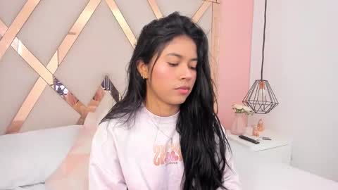 sam  online show from October 2025 03:40:02 AM