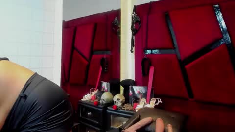 Snapshot of samantablake chatting on December 2025 07:20:02 PM Samanta online show from December 2025 07:20:02 PM