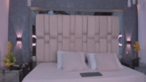 Snapshot of samantavazquez chatting on October 2025 12:14:02 PM samantavazquez online show from October 2025 12:14:02 PM