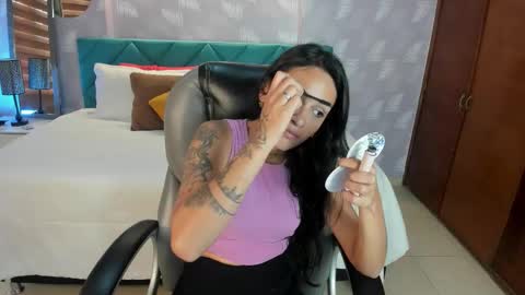 natalia online show from October 2025 12:31:01 PM