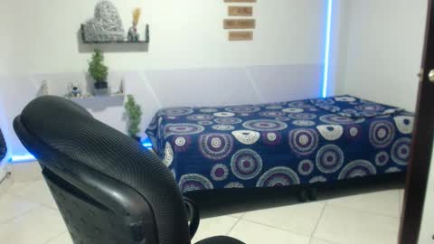 sammy online show from October 2025 03:37:02 AM