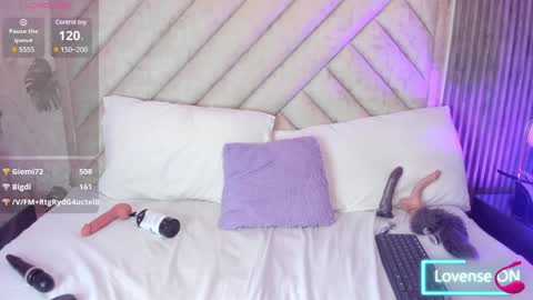 Samantha  online show from December 2024 12:12:02 AM