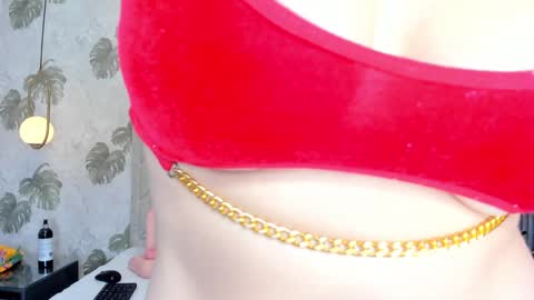 Samantha  online show from January 2025 10:08:01 AM