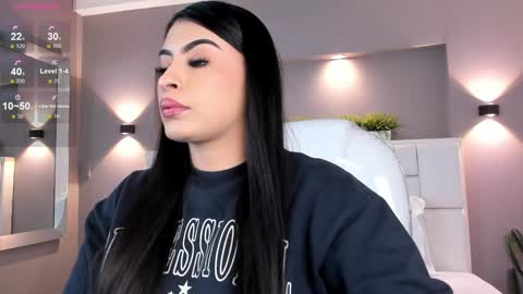 Snapshot of samanthaa_22_ chatting on January 2025 03:37:02 AM Samanthaa online show from January 2025 03:37:02 AM