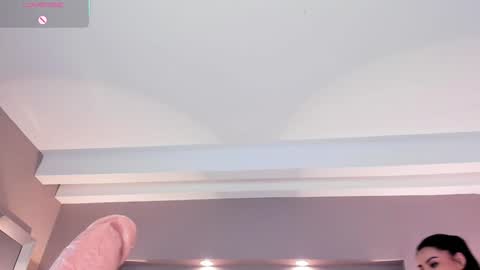 Snapshot of samanthaa_22_ chatting on February 2025 07:02:02 AM Samanthaa online show from February 2025 07:02:02 AM