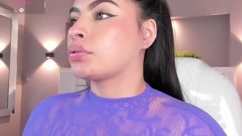 Snapshot of samanthaa_22_ chatting on February 2025 09:56:02 AM Samanthaa online show from February 2025 09:56:02 AM