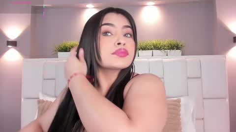 Snapshot of samanthaa_22_ chatting on February 2025 03:56:01 AM Samanthaa online show from February 2025 03:56:01 AM