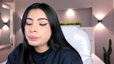 Snapshot of samanthaa_22_ chatting on February 2025 03:58:02 AM Samanthaa online show from February 2025 03:58:02 AM