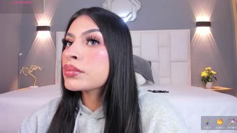 Snapshot of samanthaa_22_ chatting on October 2025 02:06:02 PM Samanthaa online show from October 2025 02:06:02 PM