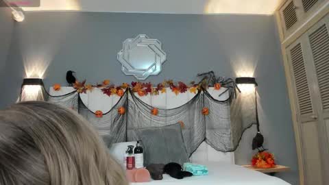 Snapshot of samanthaa_22_ chatting on October 2025 11:44:02 AM Samanthaa online show from October 2025 11:44:02 AM