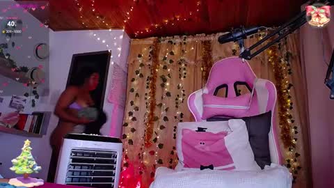 Samantha Bloom  online show from December 2024 01:30:01 AM