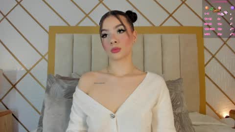 Snapshot of samanthaclay chatting on January 2025 07:26:01 PM online show from January 2025 07:26:01 PM