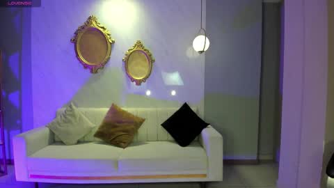 Samantha Klein online show from October 2025 03:29:02 AM