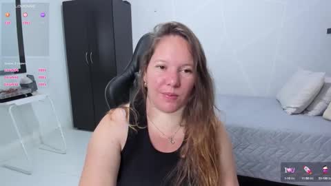 Samantha samy online show from October 2025 03:07:02 AM