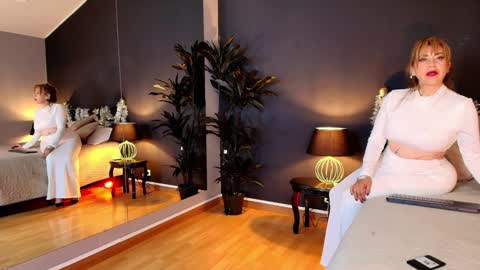 Samanta online show from January 2025 10:07:02 PM