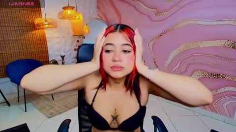 Snapshot of samantharoseee_ chatting on November 2025 11:56:01 AM Samantharoseee online show from November 2025 11:56:01 AM