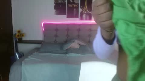 samara_roxx online show from October 2025 02:58:02 AM