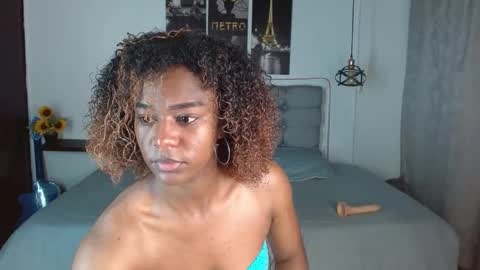 samara_roxx online show from October 2025 02:15:01 AM