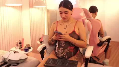 Snapshot of samaraa_collinss chatting on November 2025 03:45:02 PM samaraa_collinss online show from November 2025 03:45:02 PM