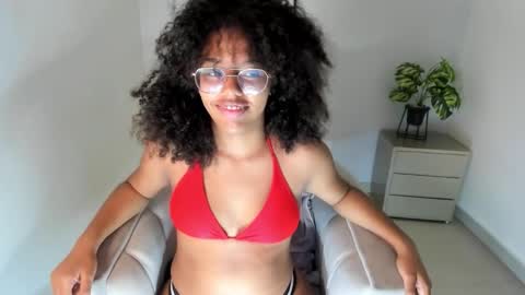 Snapshot of samie_mury chatting on November 2025 04:01:02 AM Samie Mury online show from November 2025 04:01:02 AM