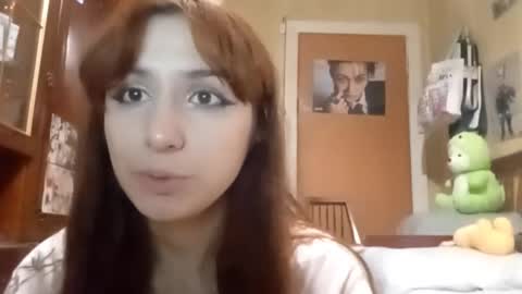 Snapshot of samiravilmont chatting on November 2025 04:40:01 PM Mira online show from November 2025 04:40:01 PM