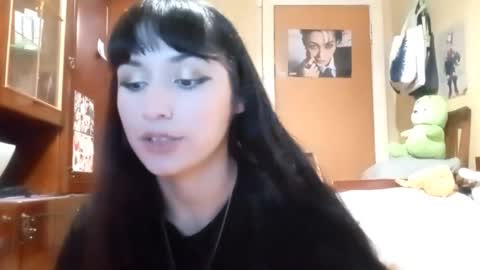 Snapshot of samiravilmont chatting on November 2025 03:56:02 PM Mira online show from November 2025 03:56:02 PM