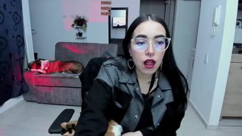 Snapshot of samismith77 chatting on October 2025 01:14:02 AM SARA online show from October 2025 01:14:02 AM