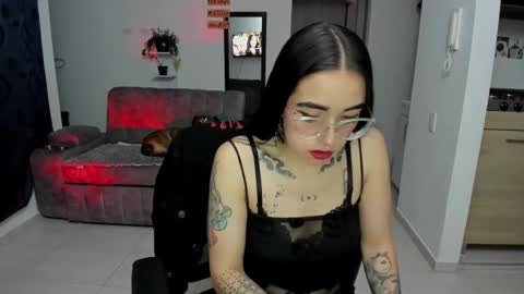 Snapshot of samismith77 chatting on October 2025 01:09:01 AM SARA online show from October 2025 01:09:01 AM