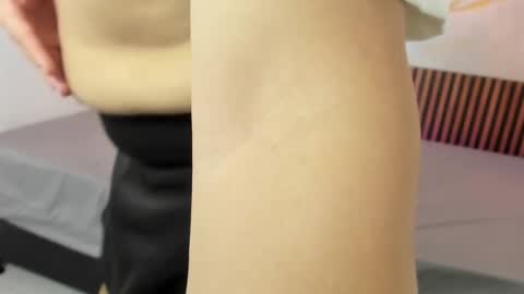 Snapshot of samlopez1 chatting on October 2025 03:43:02 AM Sam online show from October 2025 03:43:02 AM